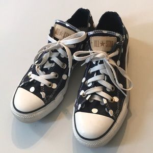 Navy polka dot converse